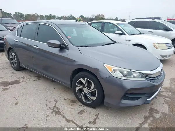 1HGCR2F36HA295709 2017 HONDA ACCORD - Image 1