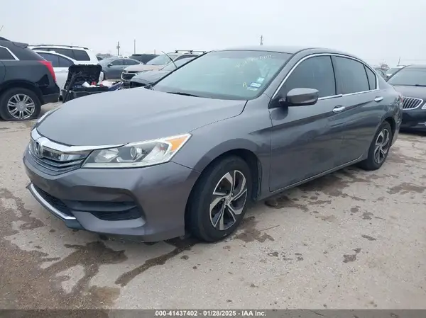 1HGCR2F36HA295709 2017 HONDA ACCORD - Image 2