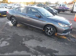 1HGCR2F36HA299615 2017 HONDA ACCORD