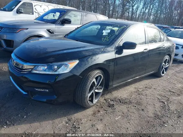 1HGCR2F36HA301184 2017 HONDA ACCORD - Image 2