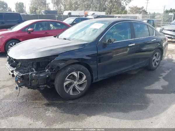 1HGCR2F37GA014600 2016 HONDA ACCORD - Image 2
