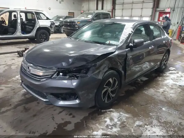 1HGCR2F37GA086848 2016 HONDA ACCORD - Image 2