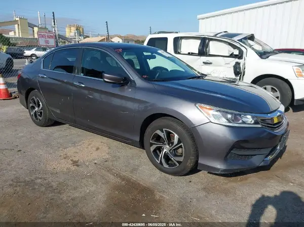 1HGCR2F37GA114616 2016 HONDA ACCORD - Image 1
