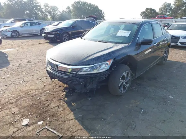 1HGCR2F37GA195469 2016 HONDA ACCORD - Image 2