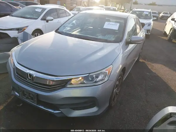 1HGCR2F37HA024609 2017 HONDA ACCORD - Image 2