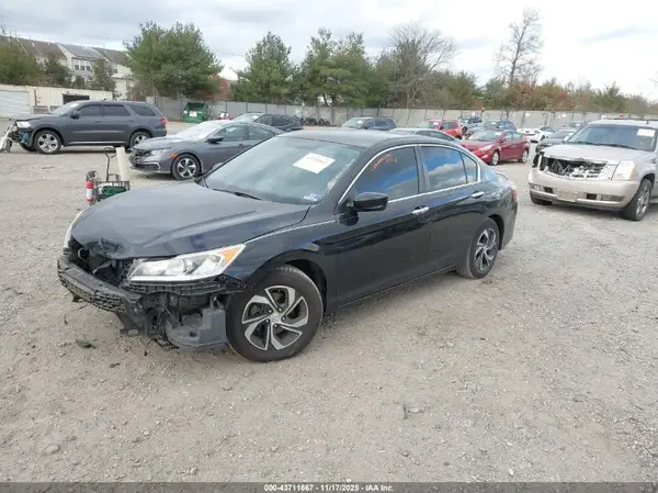 1HGCR2F37HA037098 2017 HONDA ACCORD - Image 2