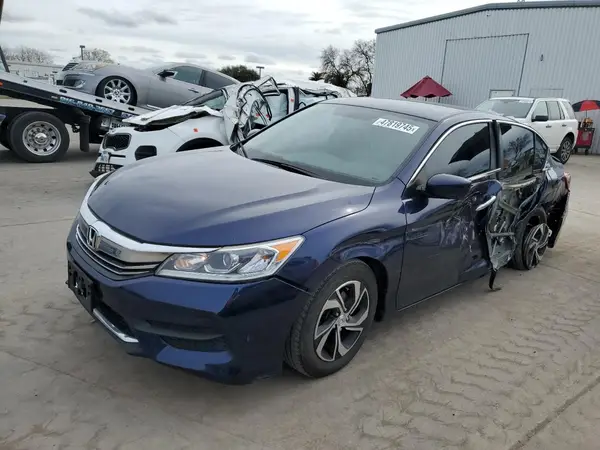 1HGCR2F37HA047095 2017 HONDA ACCORD - Image 1