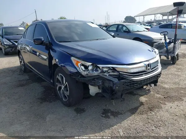 1HGCR2F37HA065547 2017 HONDA ACCORD - Image 1