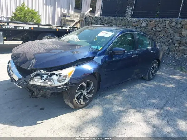 1HGCR2F37HA066763 2017 HONDA ACCORD - Image 2