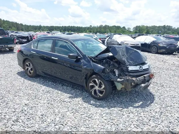 1HGCR2F37HA074894 2017 HONDA ACCORD - Image 1