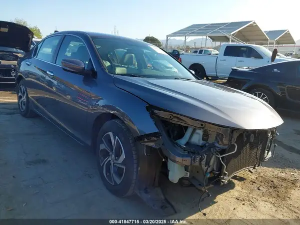 1HGCR2F37HA076886 2017 HONDA ACCORD - Image 1