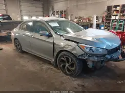 1HGCR2F37HA084275 2017 HONDA ACCORD