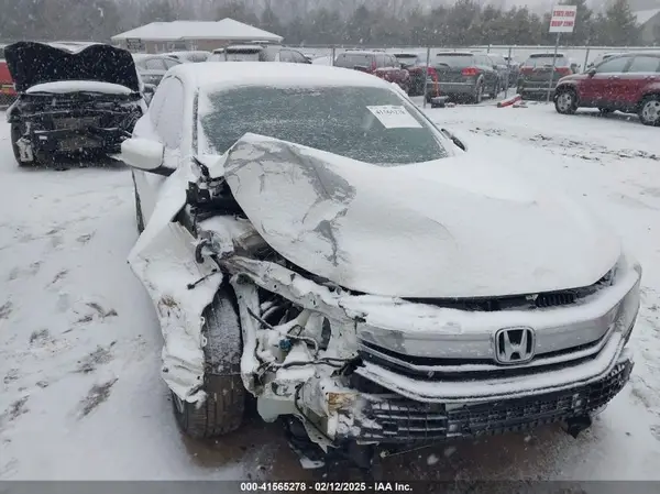1HGCR2F37HA095373 2017 HONDA ACCORD - Image 1