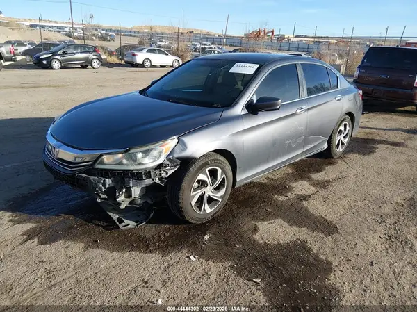 1HGCR2F37HA102662 2017 HONDA ACCORD - Image 2