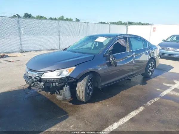 1HGCR2F37HA114679 2017 HONDA ACCORD - Image 2