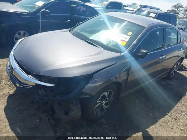 1HGCR2F37HA119879 2017 HONDA ACCORD - Image 2
