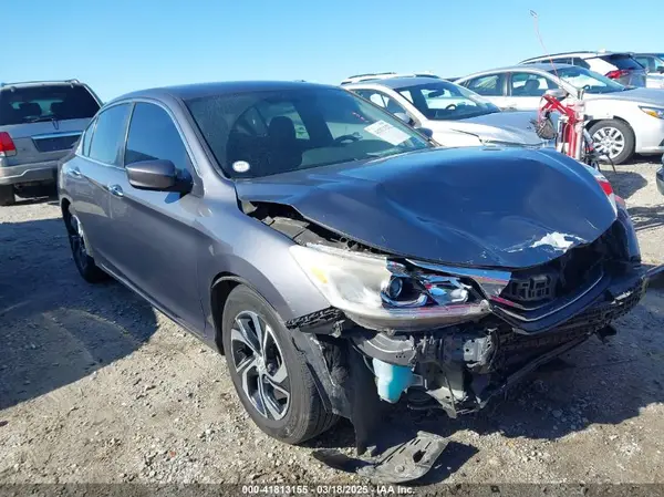 1HGCR2F37HA136813 2017 HONDA ACCORD - Image 1