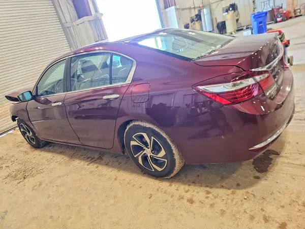 1HGCR2F37HA137914 2017 HONDA ACCORD - Image 2