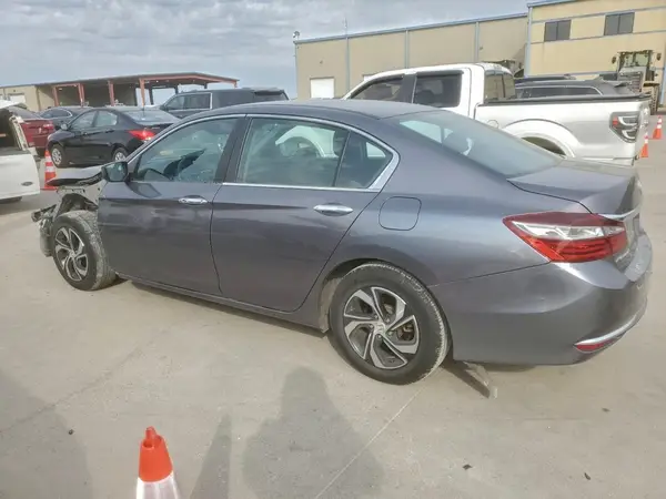 1HGCR2F37HA160139 2017 HONDA ACCORD - Image 2