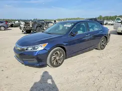 1HGCR2F37HA164174 2017 HONDA ACCORD