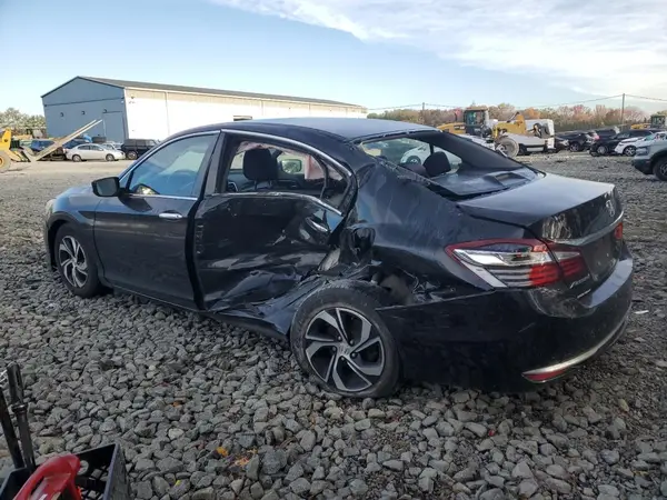 1HGCR2F37HA167608 2017 HONDA ACCORD - Image 2