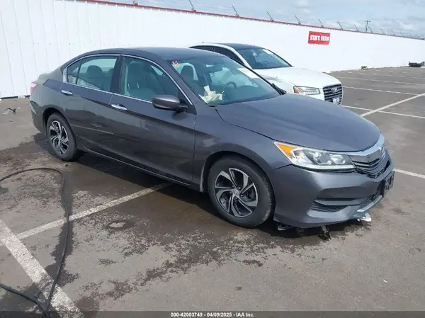 1HGCR2F37HA175935 2017 HONDA ACCORD - Image 1