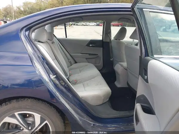 1HGCR2F37HA181718 2017 HONDA ACCORD - Image 8