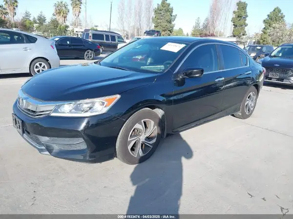 1HGCR2F37HA181962 2017 HONDA ACCORD - Image 2