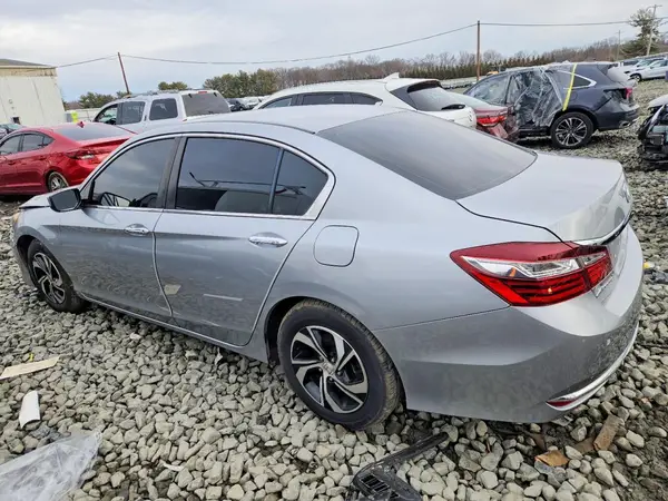1HGCR2F37HA187583 2017 HONDA ACCORD - Image 2