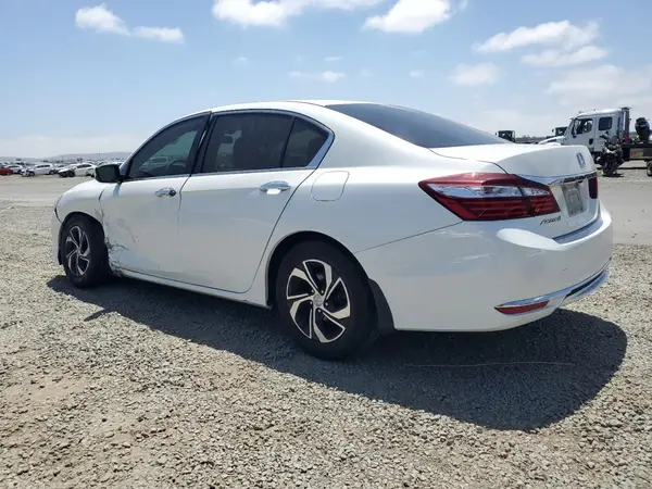 1HGCR2F37HA197739 2017 HONDA ACCORD - Image 2