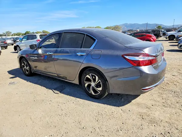 1HGCR2F37HA207623 2017 HONDA ACCORD - Image 2