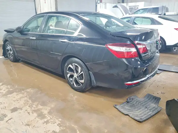 1HGCR2F37HA228259 2017 HONDA ACCORD - Image 2