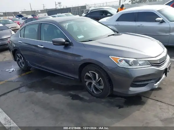 1HGCR2F37HA245840 2017 HONDA ACCORD - Image 1