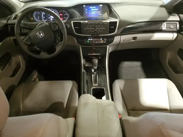 1HGCR2F37HA246289 2017 HONDA ACCORD - Image 8