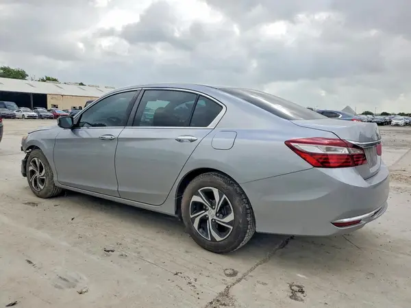 1HGCR2F37HA267773 2017 HONDA ACCORD - Image 2