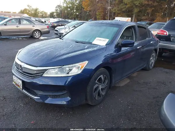 1HGCR2F37HA273055 2017 HONDA ACCORD - Image 2