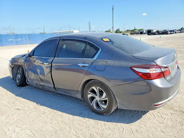 1HGCR2F37HA276182 2017 HONDA ACCORD - Image 2