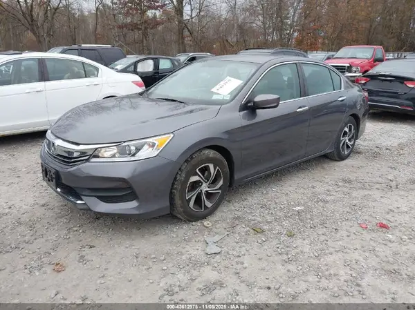 1HGCR2F37HA287019 2017 HONDA ACCORD - Image 2