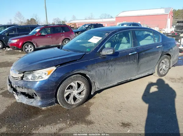 1HGCR2F37HA296321 2017 HONDA ACCORD - Image 2