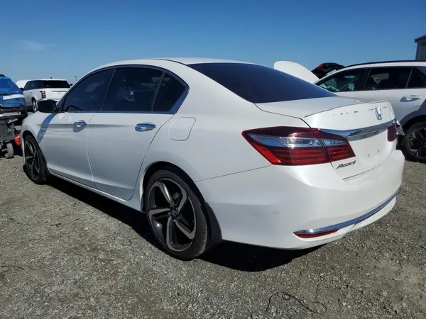 1HGCR2F38GA018297 2016 HONDA ACCORD - Image 2