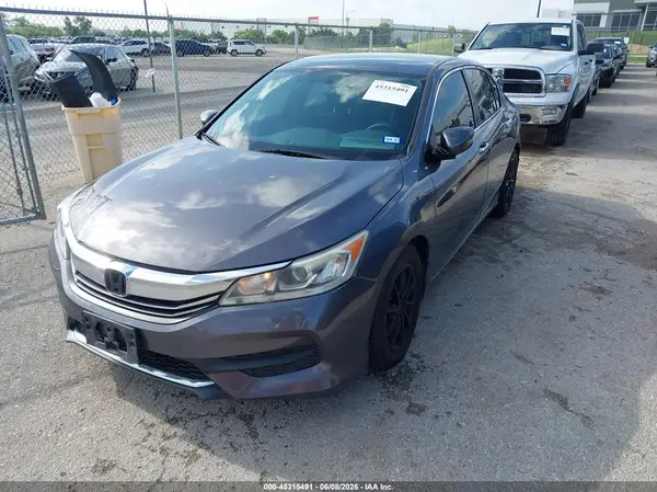 1HGCR2F38GA054023 2016 HONDA ACCORD - Image 2