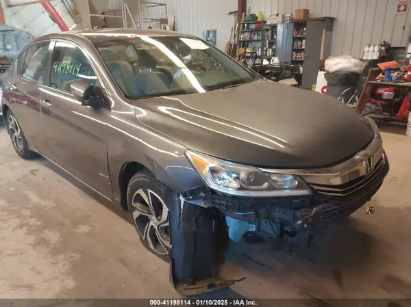 1HGCR2F38GA084042 2016 HONDA ACCORD - Image 1