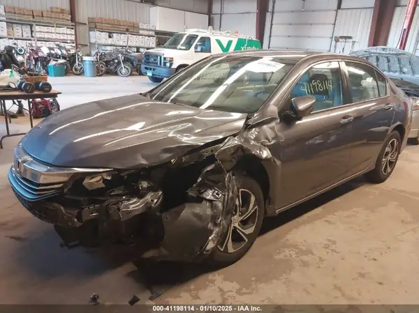 1HGCR2F38GA084042 2016 HONDA ACCORD - Image 2