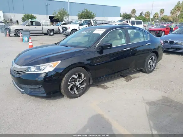1HGCR2F38GA106069 2016 HONDA ACCORD - Image 2