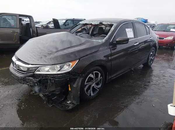 1HGCR2F38GA106847 2016 HONDA ACCORD - Image 2
