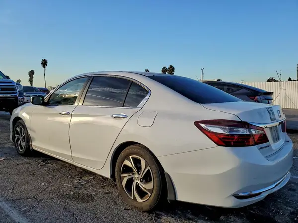 1HGCR2F38GA141906 2016 HONDA ACCORD - Image 2