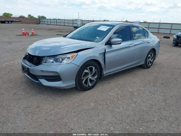 1HGCR2F38GA213204 2016 HONDA ACCORD - Image 2