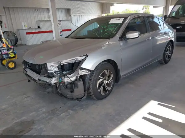 1HGCR2F38GA218175 2016 HONDA ACCORD - Image 2