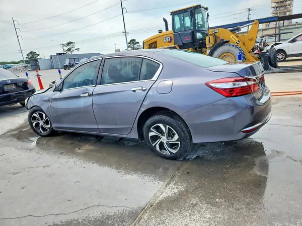1HGCR2F38GA231587 2016 HONDA ACCORD - Image 2