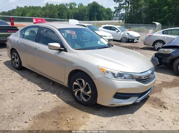 1HGCR2F38HA016292 2017 HONDA ACCORD - Image 1